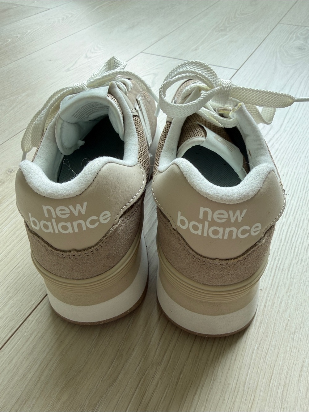 New Balance 574 Women's Taupe and White Platform Sneakers Size 8 - Picture 4 of 7